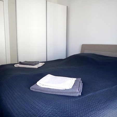 Apartment In The Old Town บราติสลาวา ภายนอก รูปภาพ