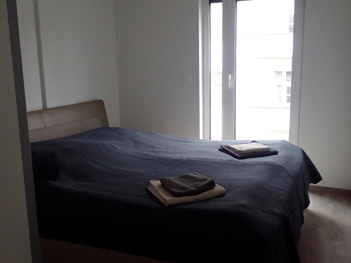 Apartment In The Old Town บราติสลาวา ภายนอก รูปภาพ